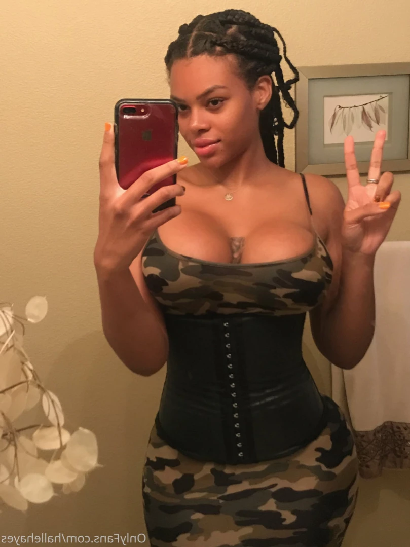 Goddess Halle Hayes [ goddesshallehayes ] Onlyfans leaked photo 11551494 on Hotleaks.tv