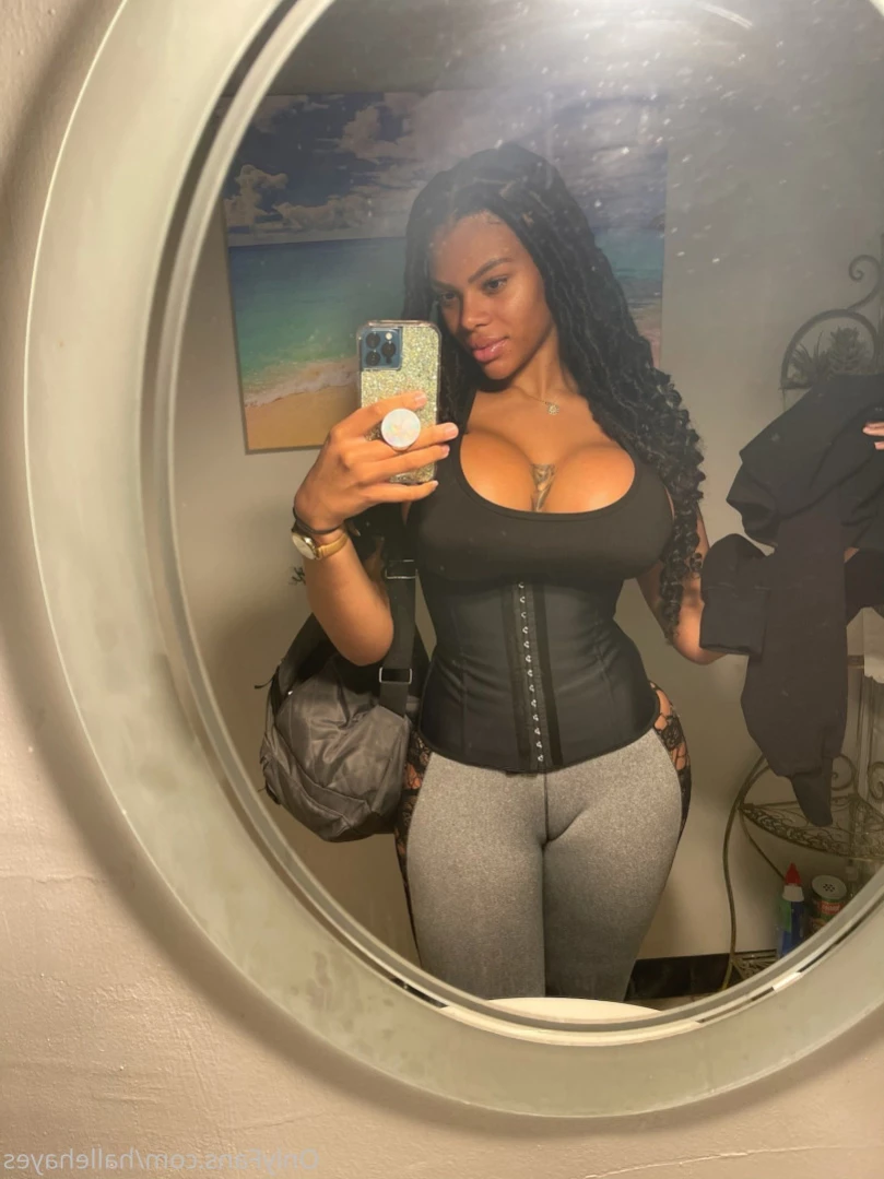 Goddess Halle Hayes [ goddesshallehayes ] Onlyfans leaked photo 11666821 on Hotleaks.tv