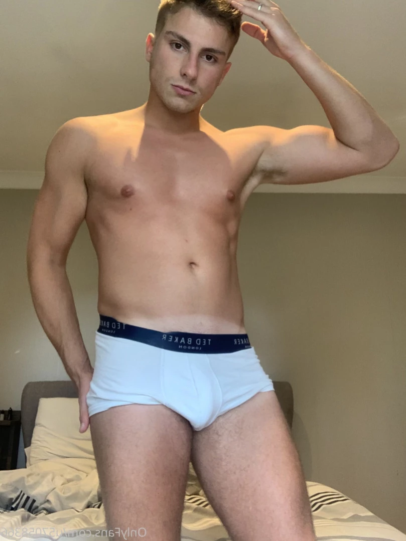 Handsome Hunk [ handsome-hunk ] Onlyfans leaked photo 16080790 on Hotleaks.tv