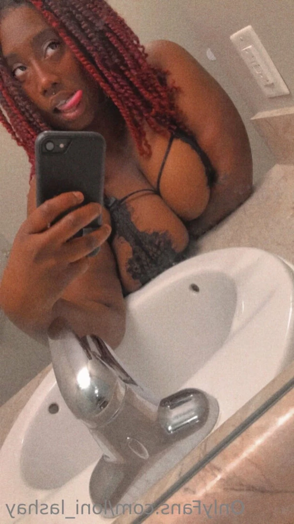 Hunnii🍯🤎 [ hawaiian_hunnii ] Onlyfans leaked photo 11409386 on Hotleaks.tv