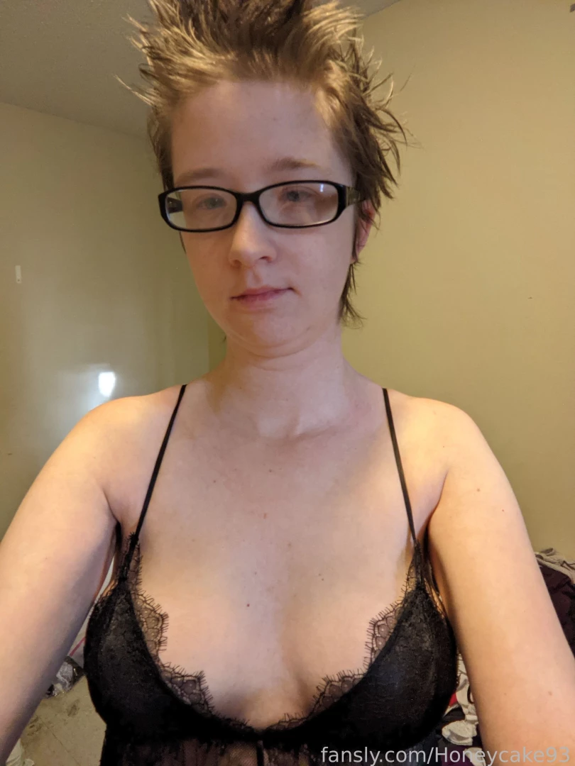honeycake93 Onlyfans leaked photo 18495032 on Hotleaks.tv