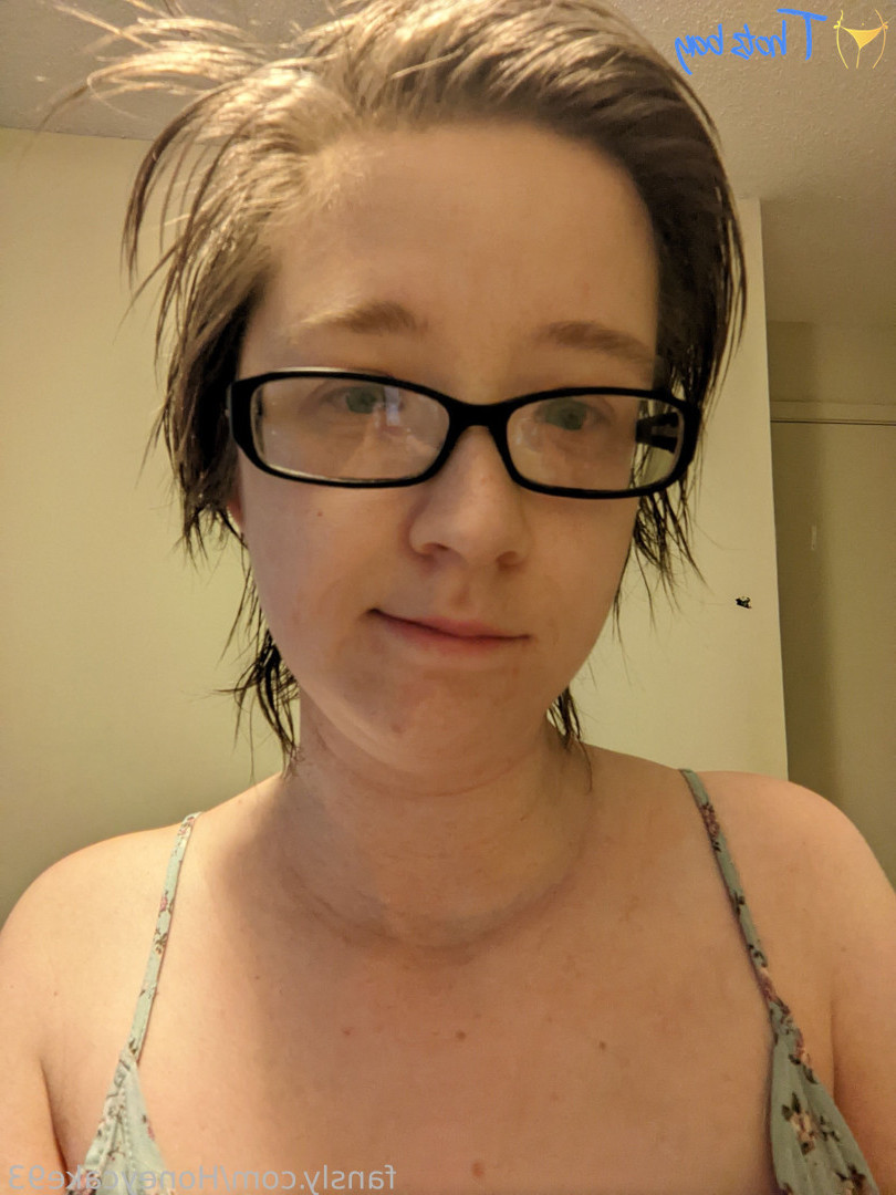 honeycake93 Onlyfans leaked photo 18495583 on Hotleaks.tv