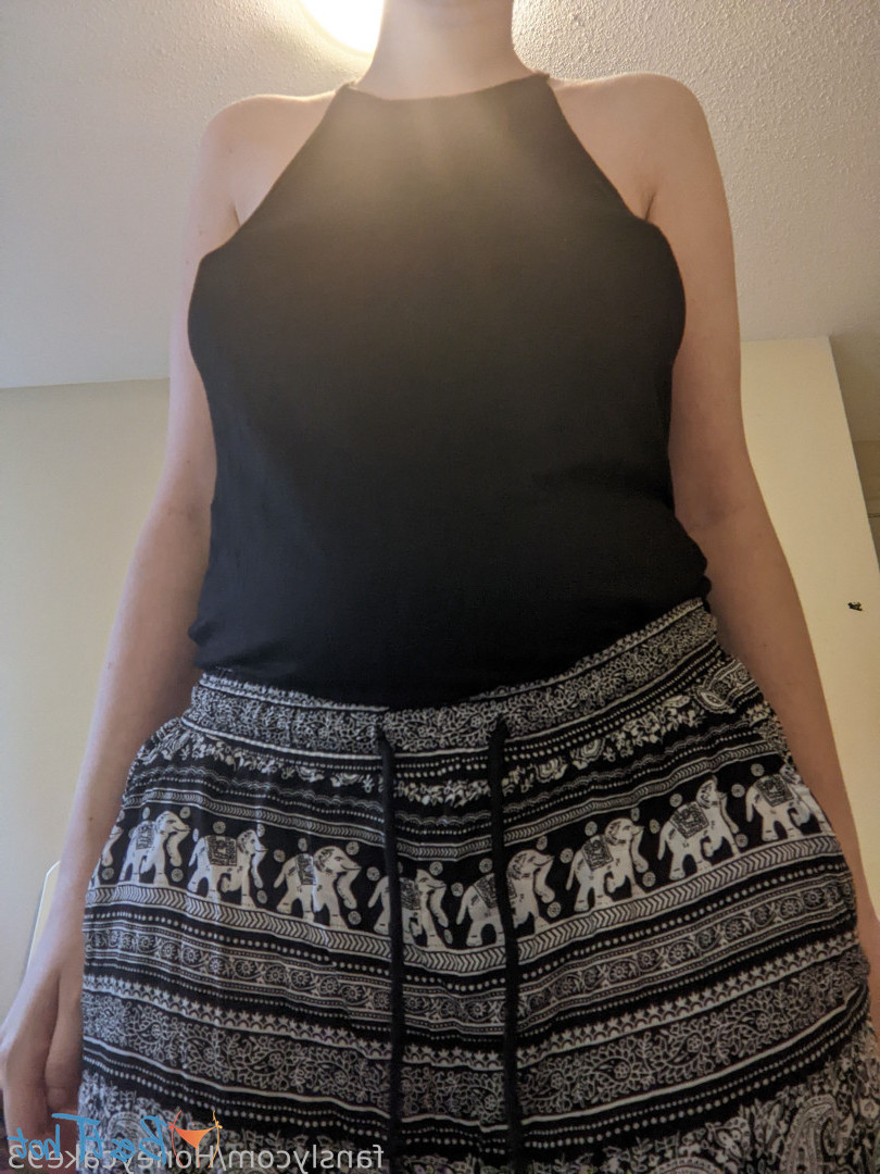 honeycake93 Onlyfans leaked photo 18521944 on Hotleaks.tv