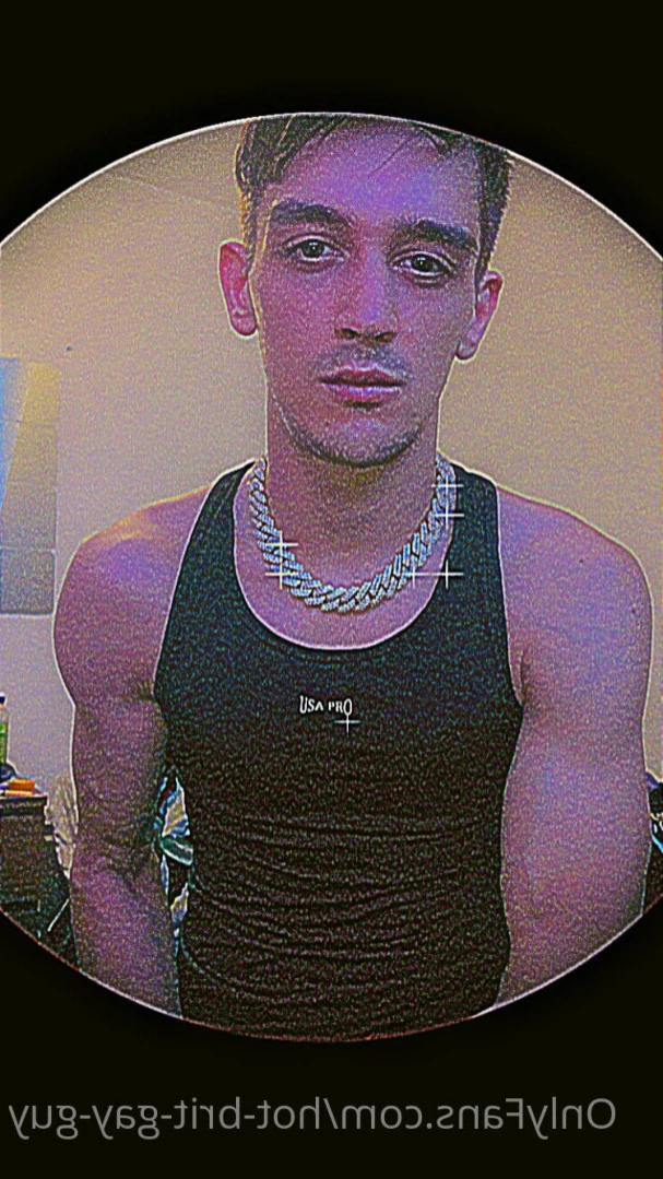 Hung-Brit-Uk [ hot-brit-gay-guy ] Onlyfans leaked photo 14268592 on Hotleaks.tv