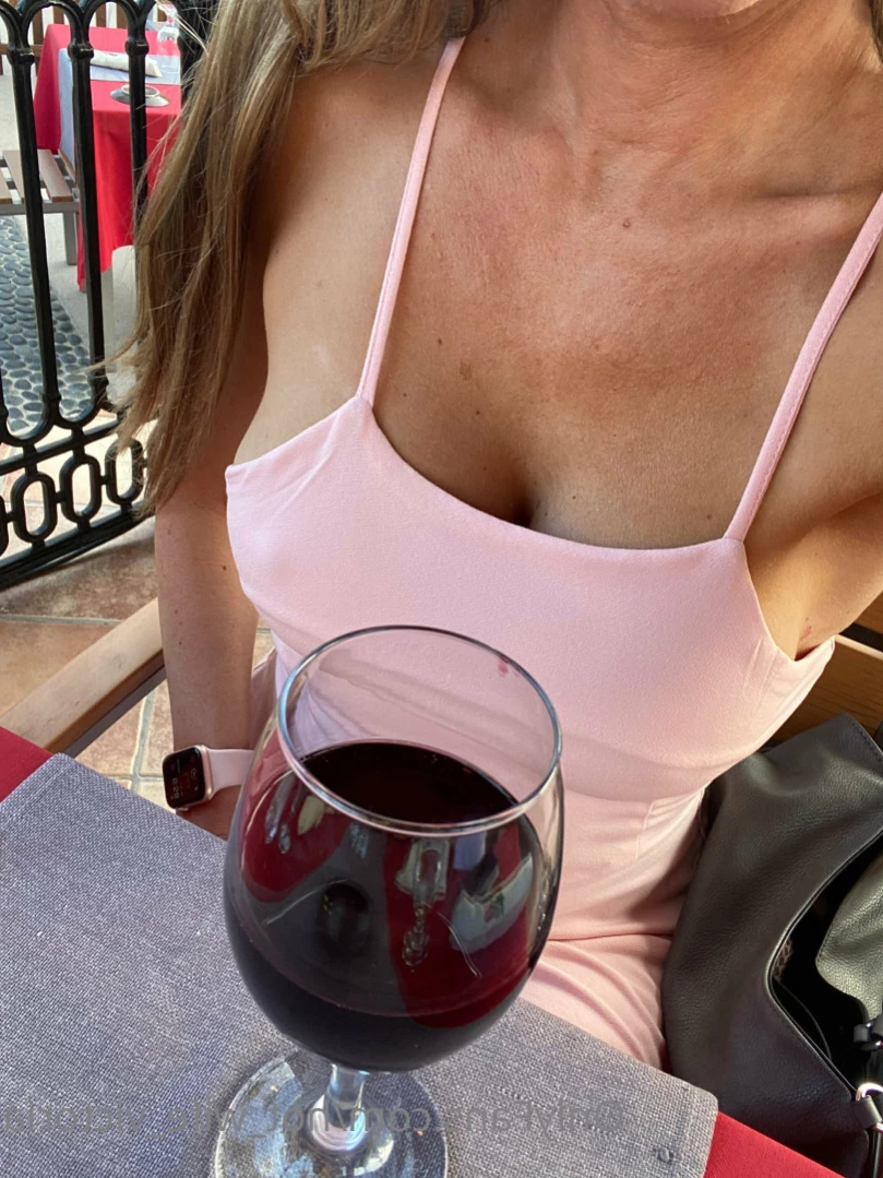 🎀HotWife Victoria🎀 [ hot_wife_victoria ] Onlyfans leaked photo 11372273 on Hotleaks.tv
