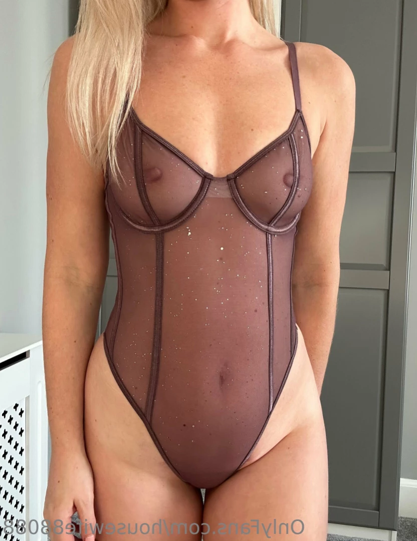 Laura Rose 🌹 [ housewife88088 ] Onlyfans leaked photo 11320964 on Hotleaks.tv