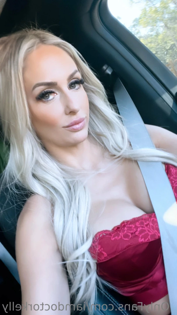 Dr. Kelly [ iamdoctorkelly ] Onlyfans leaked photo 14270046 on Hotleaks.tv