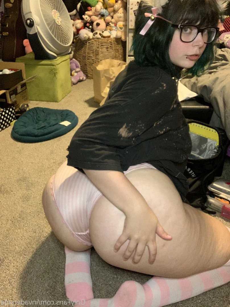 Invader.jade [ invaderjade ] Onlyfans leaked photo 13609438 on Hotleaks.tv