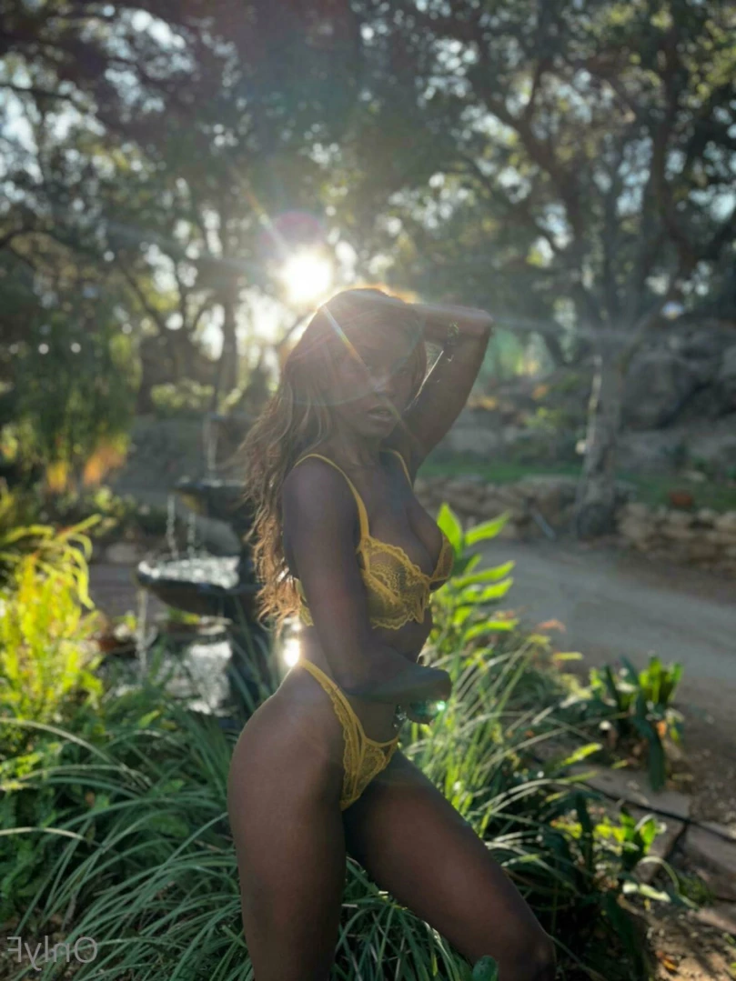 Jezabel Vessir [ jezabelvisser ] Onlyfans leaked photo 14118416 on Hotleaks.tv