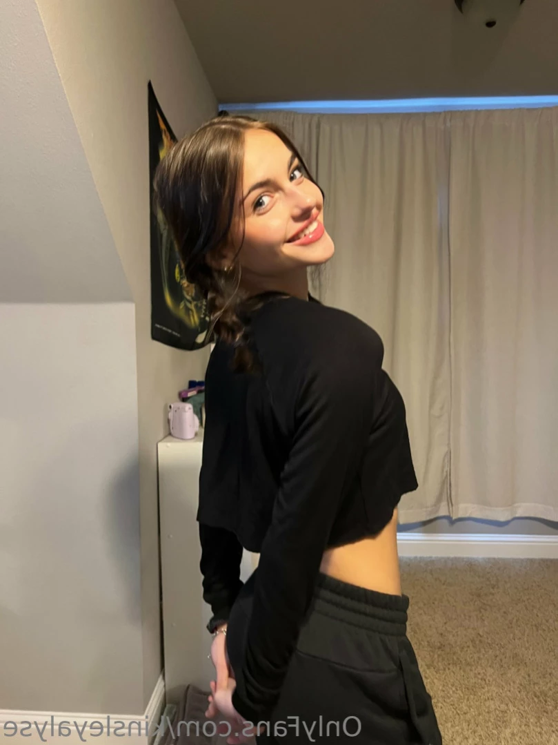 kinsley [ kinsleyalyse ] Onlyfans leaked photo 15199960 on Hotleaks.tv