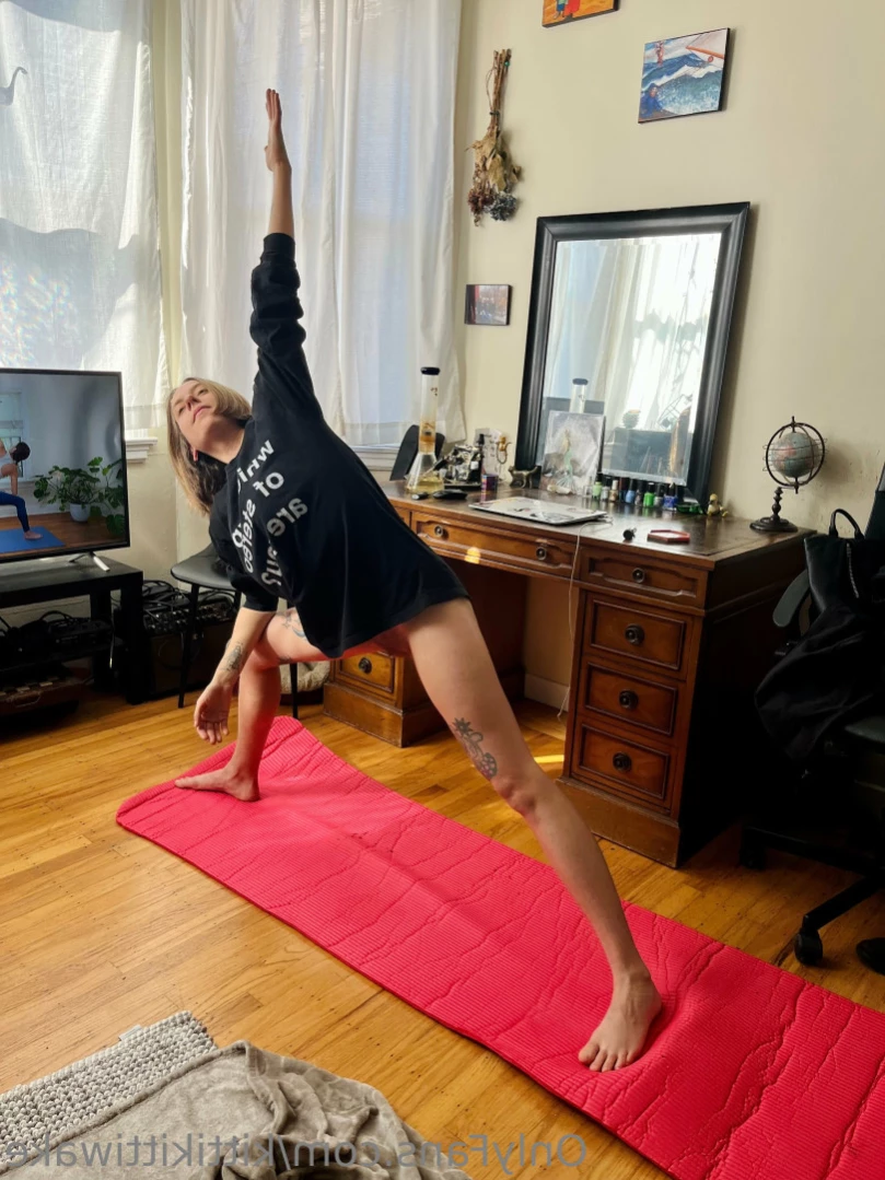 kittiwake [ kittiwake.kittiwake ] Onlyfans leaked photo 15268054 on Hotleaks.tv