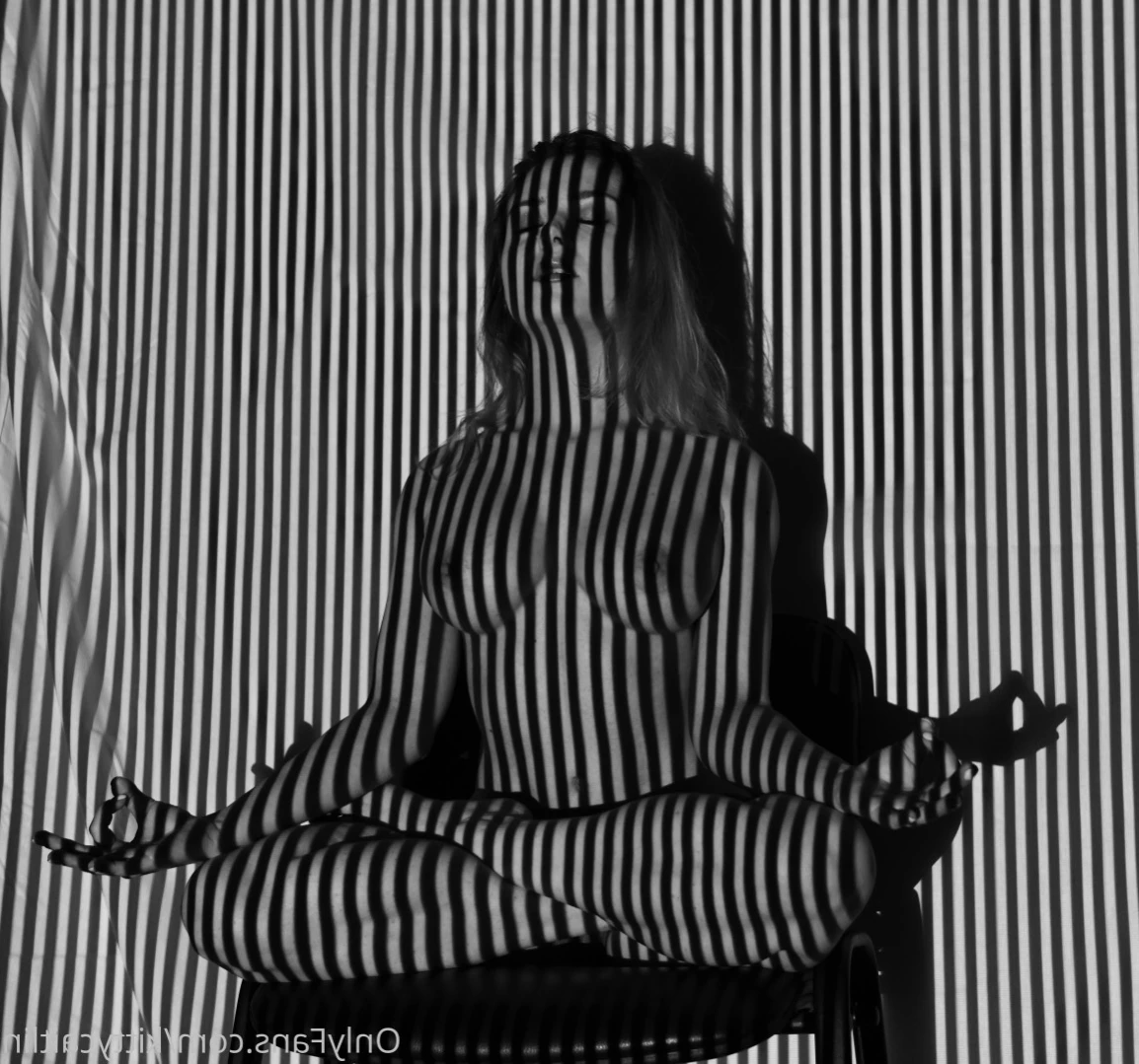 Kitty Caitlin [ kittycaitlin ] Onlyfans leaked photo 11185227 on Hotleaks.tv