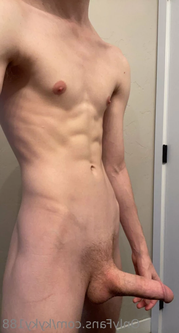 Ky [ kyky188 ] Onlyfans leaked photo 11188990 on Hotleaks.tv