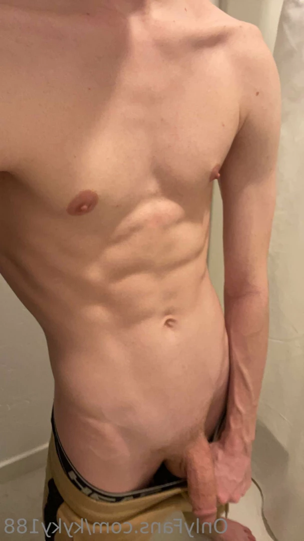 Ky [ kyky188 ] Onlyfans leaked photo 11189046 on Hotleaks.tv