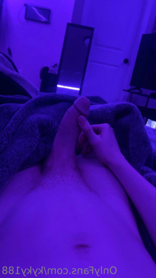 Ky [ kyky188 ] Onlyfans leaked photo 11189081 on Hotleaks.tv