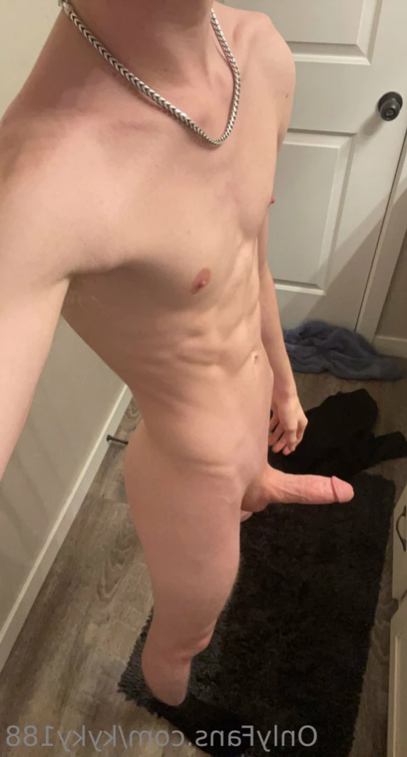 Ky [ kyky188 ] Onlyfans leaked photo 14918789 on Hotleaks.tv