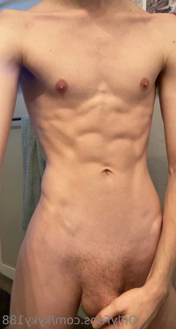 Ky [ kyky188 ] Onlyfans leaked photo 15200479 on Hotleaks.tv