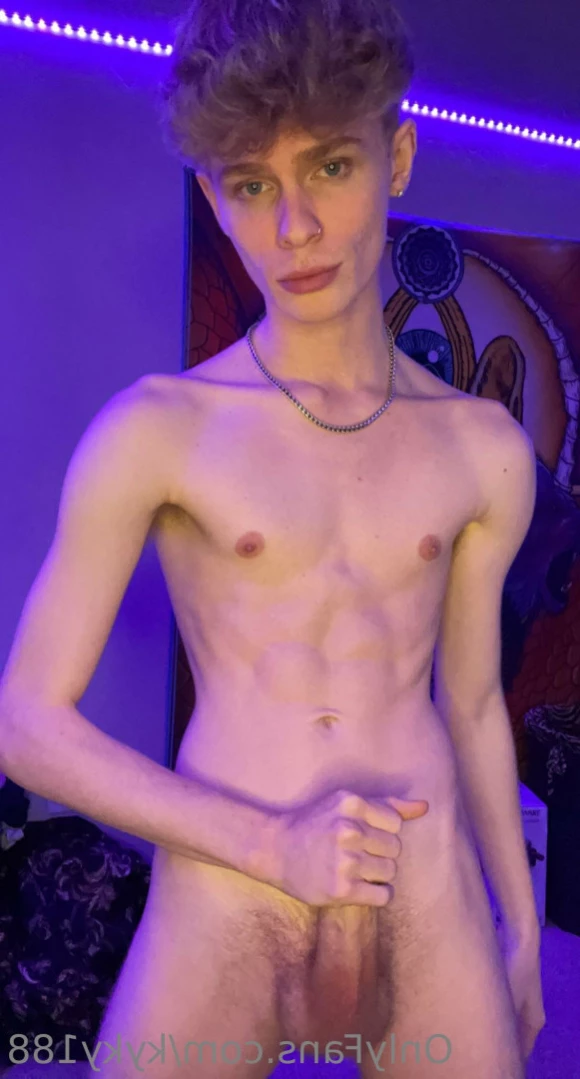 Ky [ kyky188 ] Onlyfans leaked photo 15200484 on Hotleaks.tv