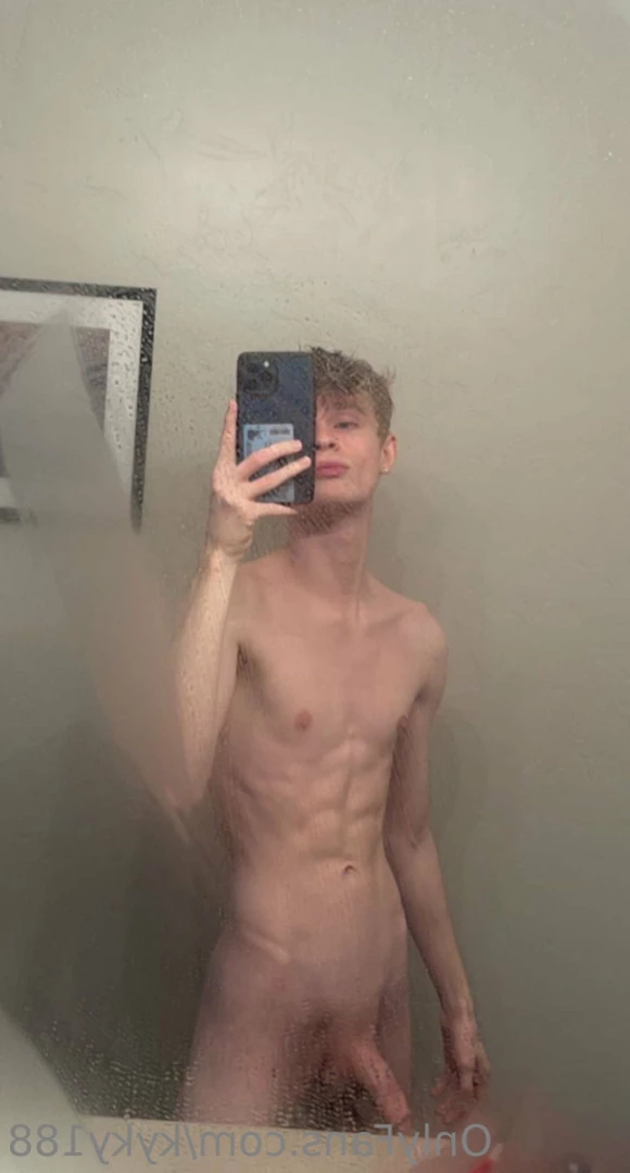 Ky [ kyky188 ] Onlyfans leaked photo 15320081 on Hotleaks.tv