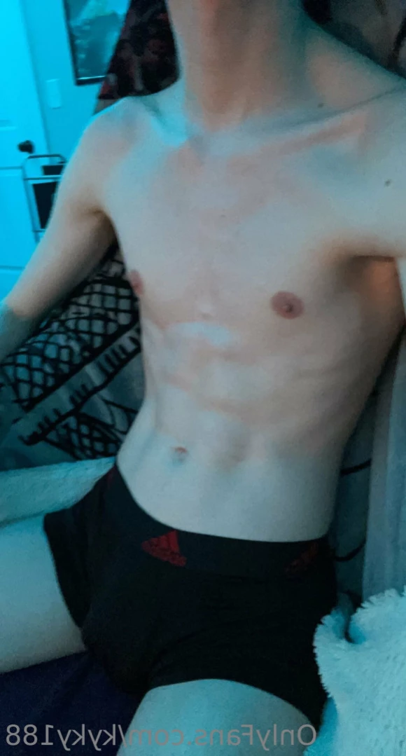 Ky [ kyky188 ] Onlyfans leaked photo 16019106 on Hotleaks.tv