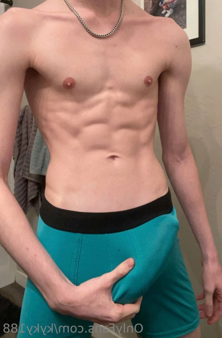 Ky [ kyky188 ] Onlyfans leaked photo 16248960 on Hotleaks.tv