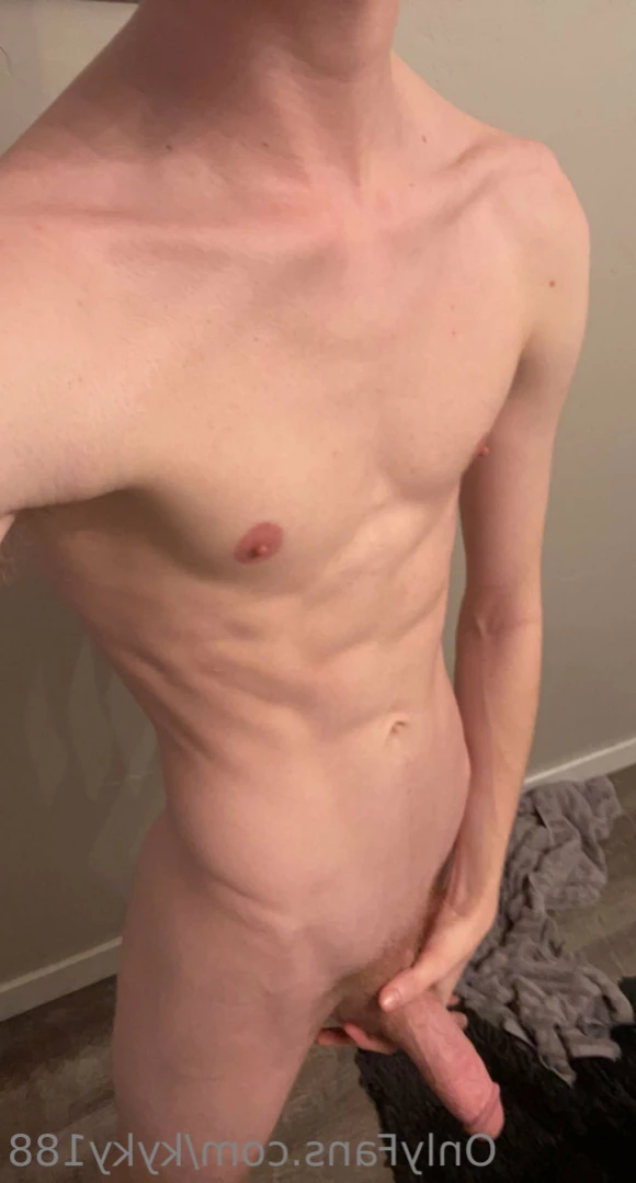 Ky [ kyky188 ] Onlyfans leaked photo 16286118 on Hotleaks.tv