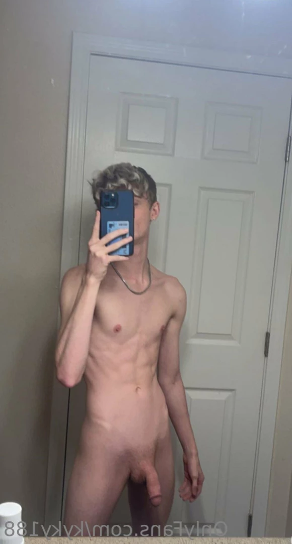 Ky [ kyky188 ] Onlyfans leaked photo 16324338 on Hotleaks.tv
