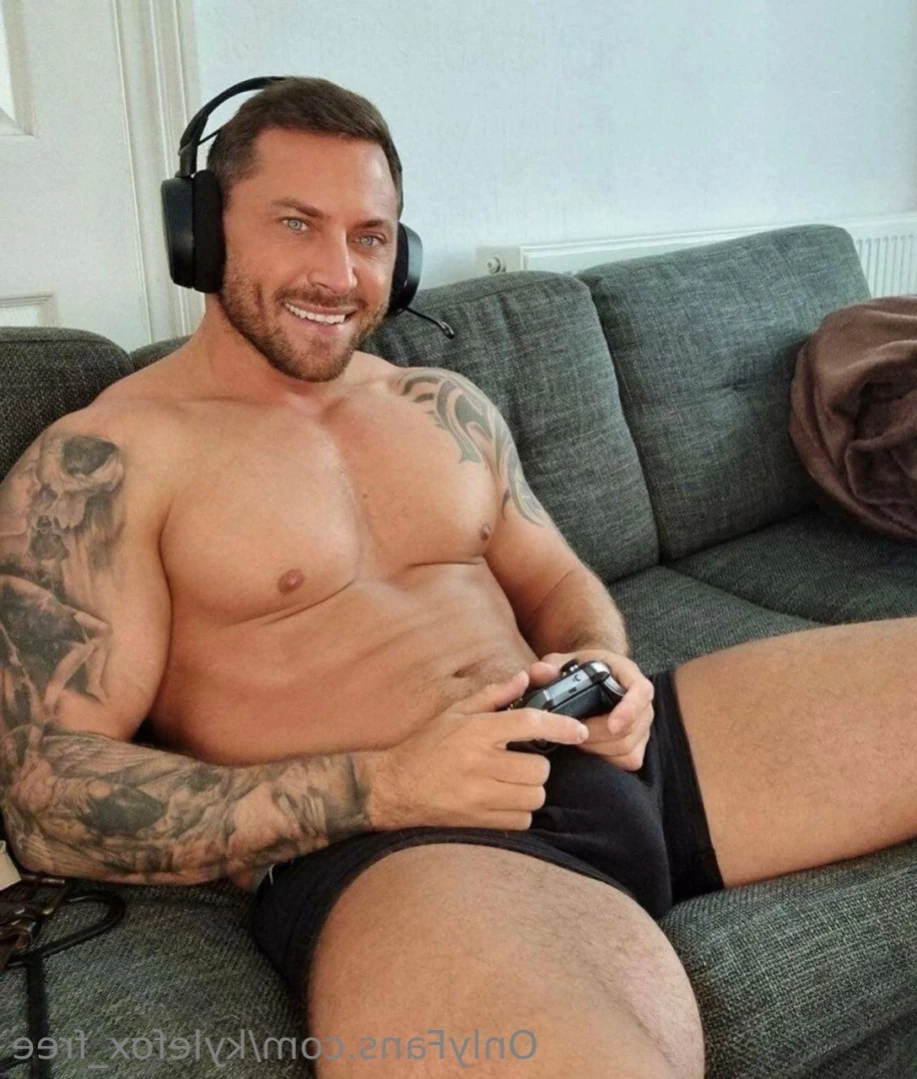 Kyle.F - free [ kylefox_free ] Onlyfans leaked photo 15193925 on Hotleaks.tv