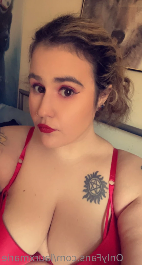 Laur [ laurxmarie ] Onlyfans leaked photo 11263090 on Hotleaks.tv