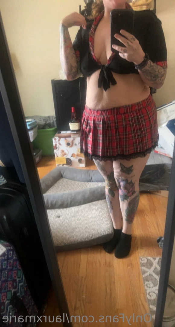 Laur [ laurxmarie ] Onlyfans leaked photo 11263091 on Hotleaks.tv