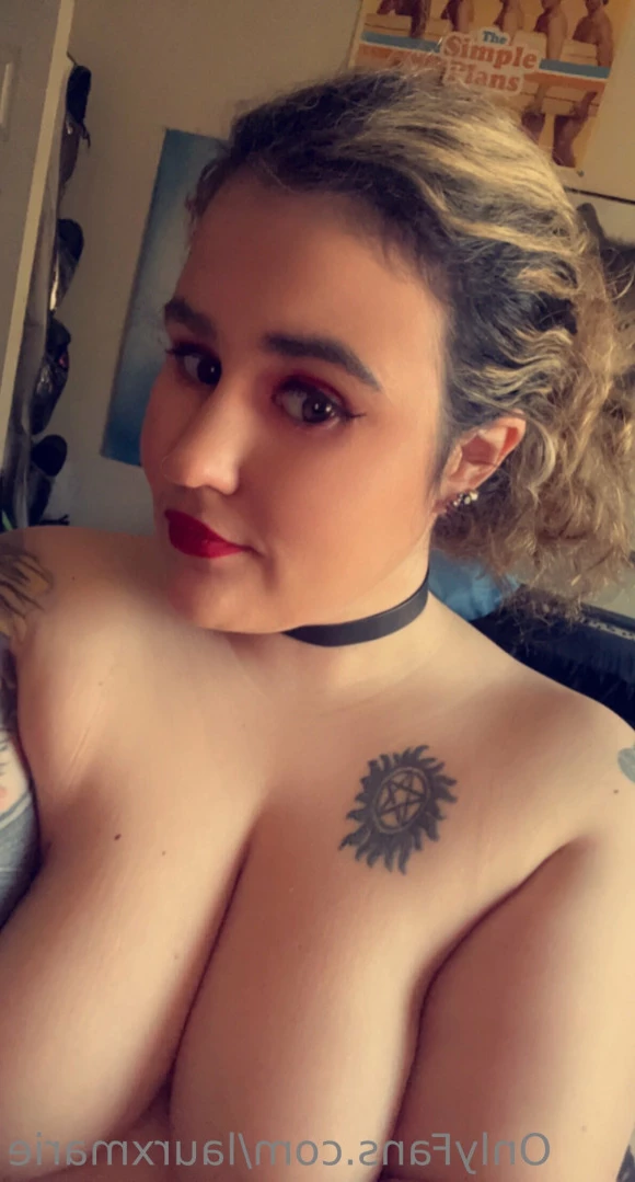 Laur [ laurxmarie ] Onlyfans leaked photo 11394275 on Hotleaks.tv