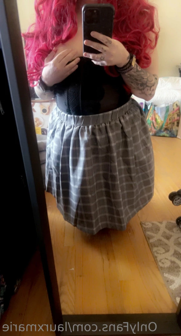 Laur [ laurxmarie ] Onlyfans leaked photo 11394281 on Hotleaks.tv