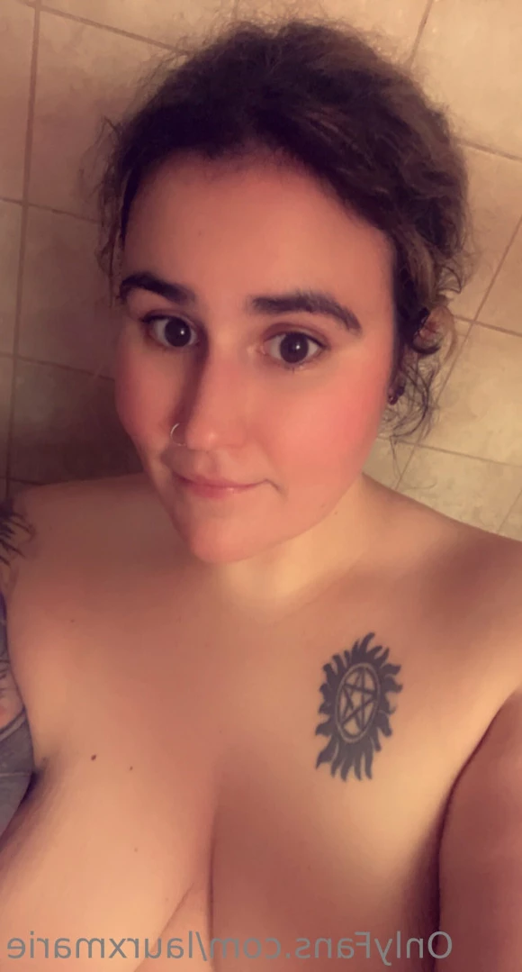 Laur [ laurxmarie ] Onlyfans leaked photo 16321358 on Hotleaks.tv