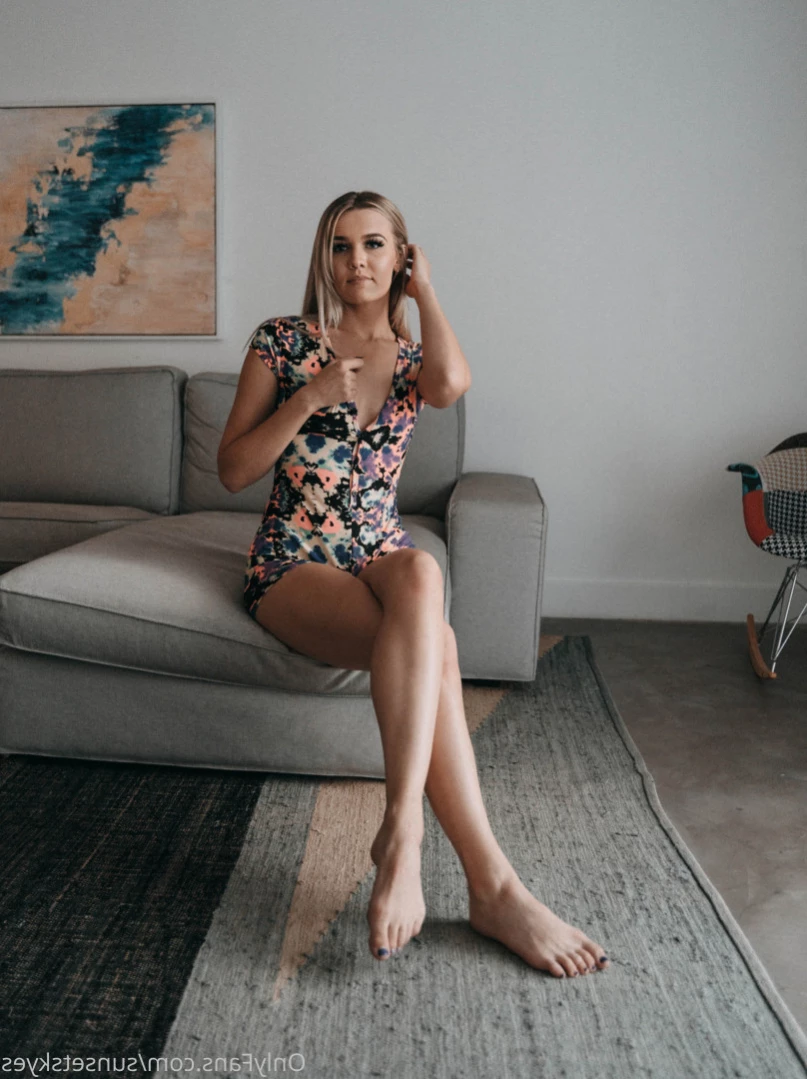 𝓛𝓮𝓰𝓼𝓷𝓛𝓲𝓷𝓰𝓮𝓻𝓲𝓮♡ [ legsnlingerie ] Onlyfans leaked photo 11258475 on Hotleaks.tv