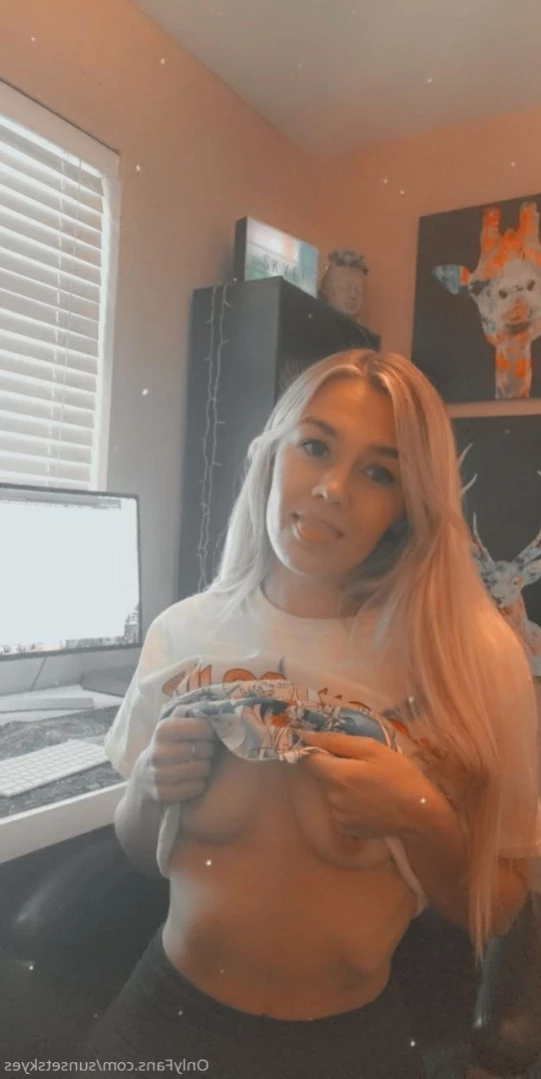 𝓛𝓮𝓰𝓼𝓷𝓛𝓲𝓷𝓰𝓮𝓻𝓲𝓮♡ [ legsnlingerie ] Onlyfans leaked photo 11264092 on Hotleaks.tv