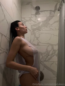 18549411