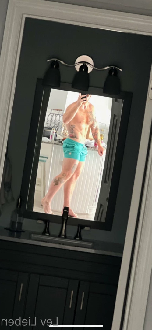Lev Lieben [ levlieben ] Onlyfans leaked photo 11261171 on Hotleaks.tv
