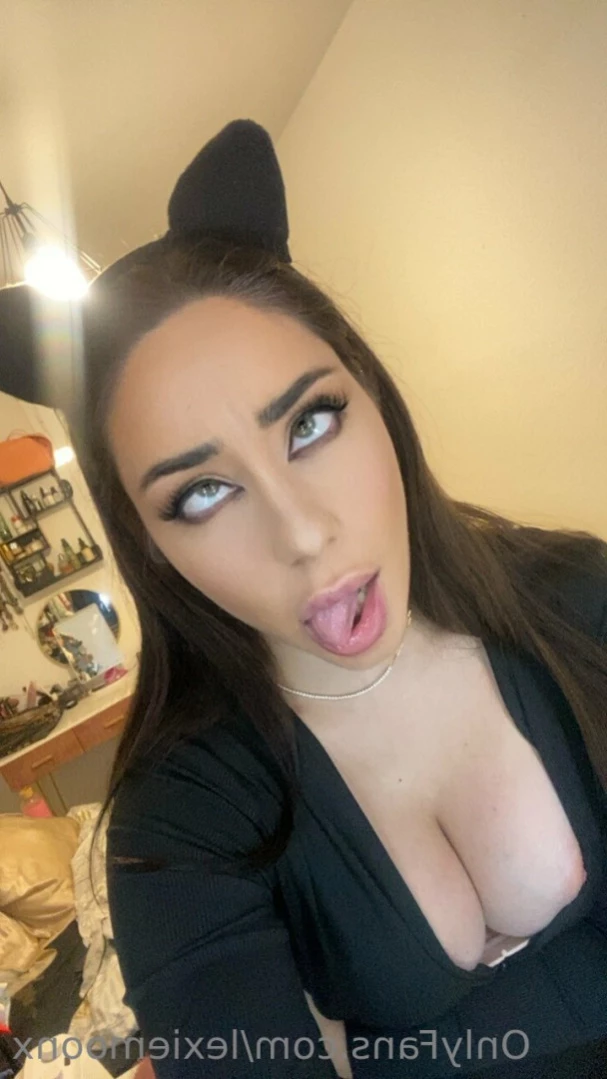Lexie Moon [ lexiemoonx ] Onlyfans leaked photo 11261318 on Hotleaks.tv