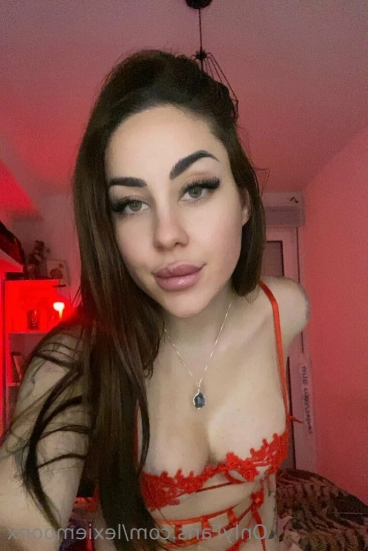 Lexie Moon [ lexiemoonx ] Onlyfans leaked photo 12899131 on Hotleaks.tv