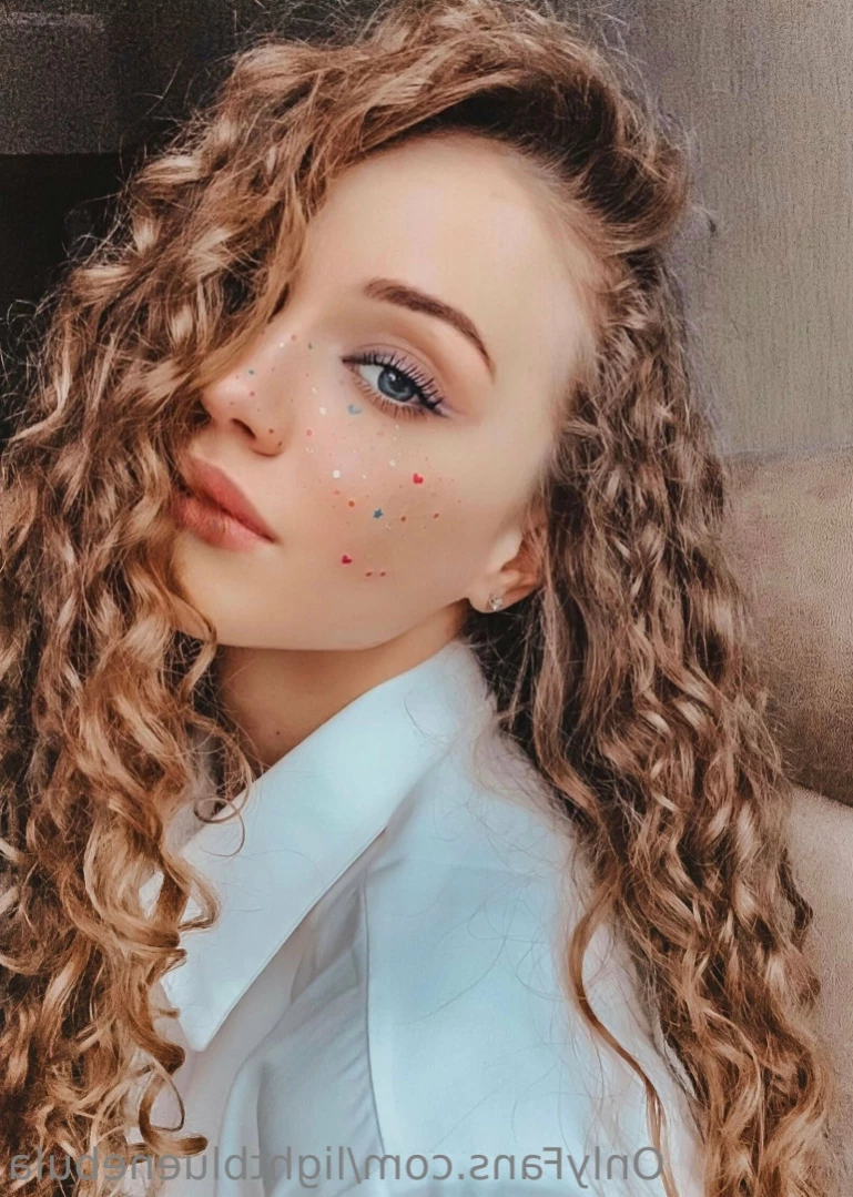 Lili Blue 🧚🏻 [ lightbluenebula ] Onlyfans leaked photo 14623539 on Hotleaks.tv