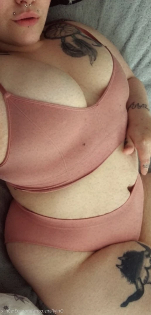 LittleMoth [ little.m0th ] Onlyfans leaked photo 16227939 on Hotleaks.tv