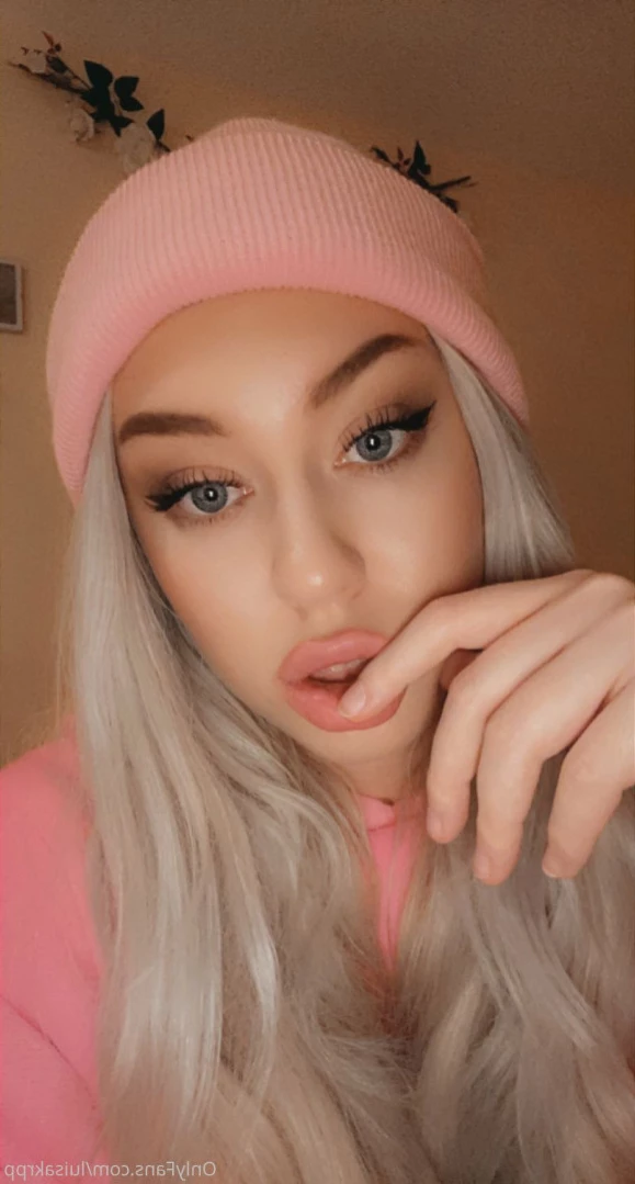 LUISA - your favorite hoe😈 [ luisakrpp ] Onlyfans leaked photo 15463615 on Hotleaks.tv