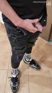 16269573