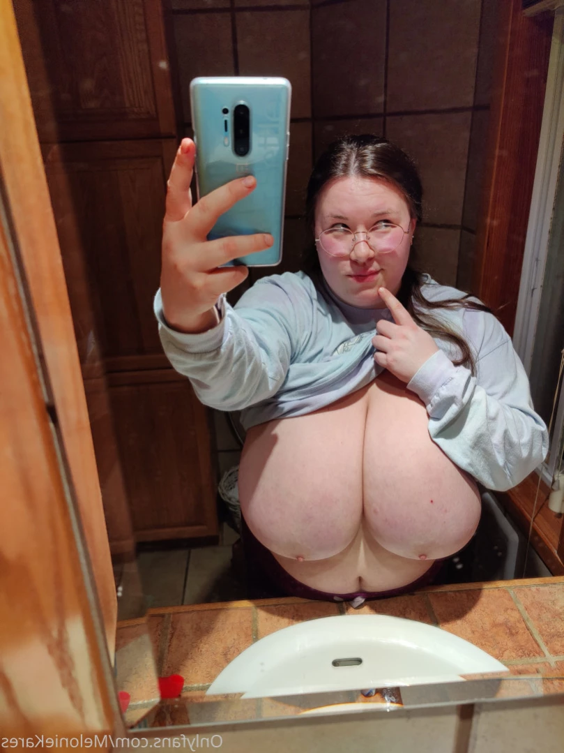 Melonie Kares [ meloniekares ] Onlyfans leaked photo 11232272 on Hotleaks.tv