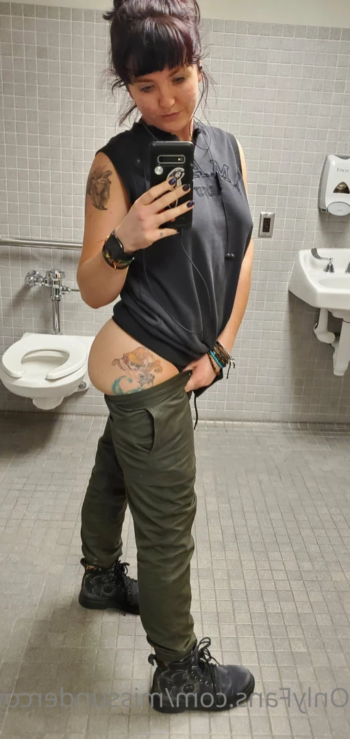 missundercoverthang Onlyfans leaked photo 15170873 on Hotleaks.tv