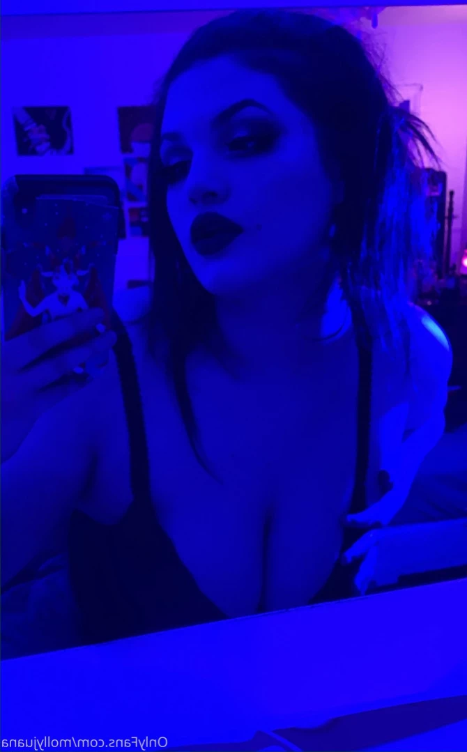 molly [ mollyjuana ] Onlyfans leaked photo 11158117 on Hotleaks.tv