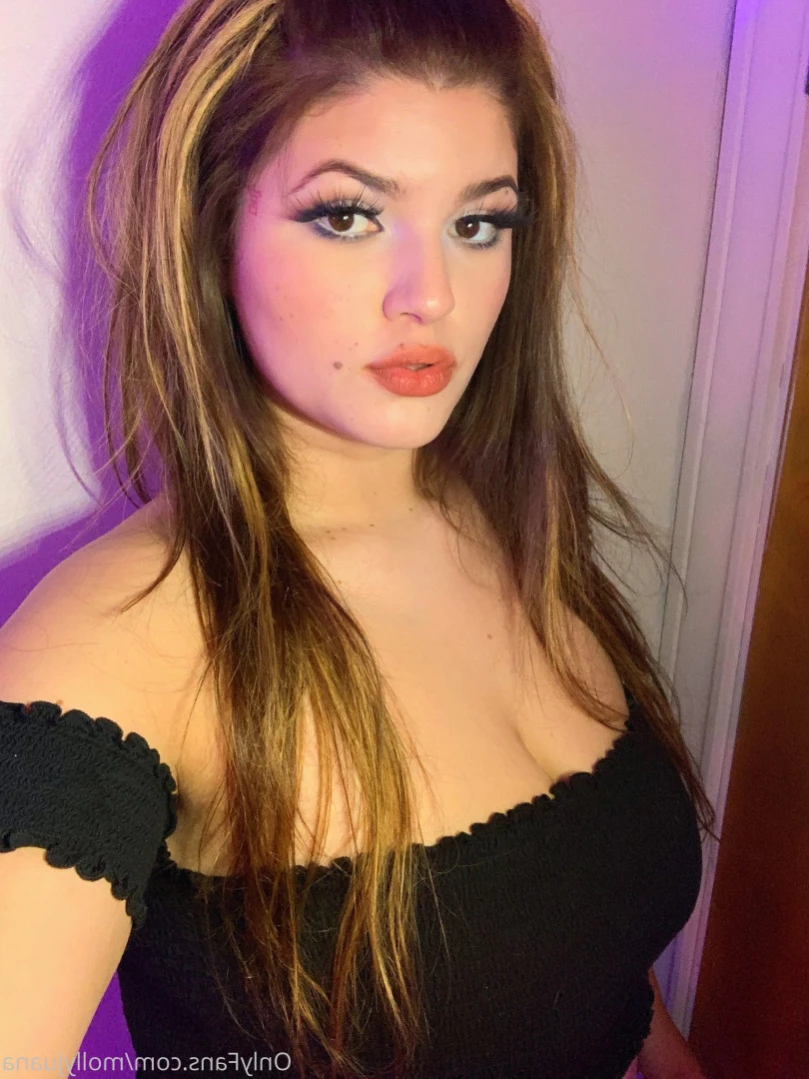 molly [ mollyjuana ] Onlyfans leaked photo 14392403 on Hotleaks.tv