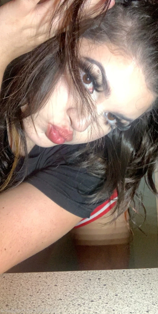 molly [ mollyjuana ] Onlyfans leaked photo 16297751 on Hotleaks.tv