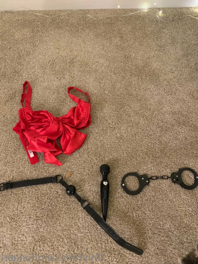 certified sad girl [ moopypoopy ] Onlyfans leaked photo 14545316 on Hotleaks.tv