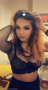 16317562